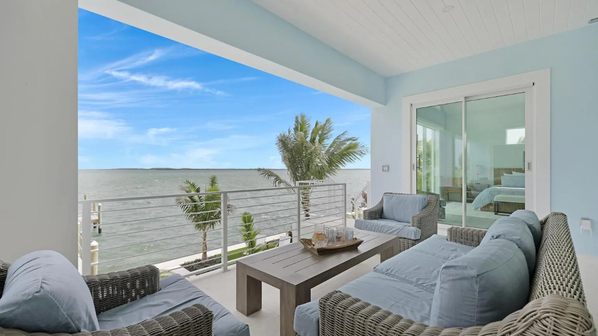 Oceanfront Oasis By Last Key Realty Key West Holiday home