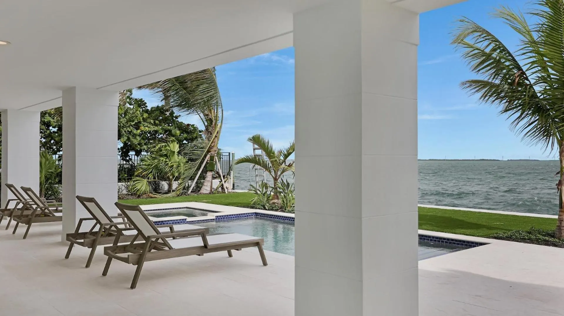 Oceanfront Oasis By Last Key Realty Key West 0*,  United States